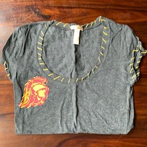 USC Trojans T-shirt - Medium